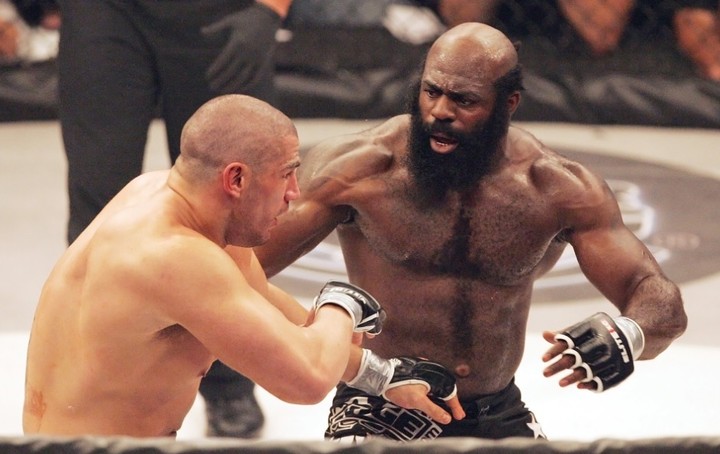 Youtubová senzácia z Bahám, ktorá siahala po výšinách MMA